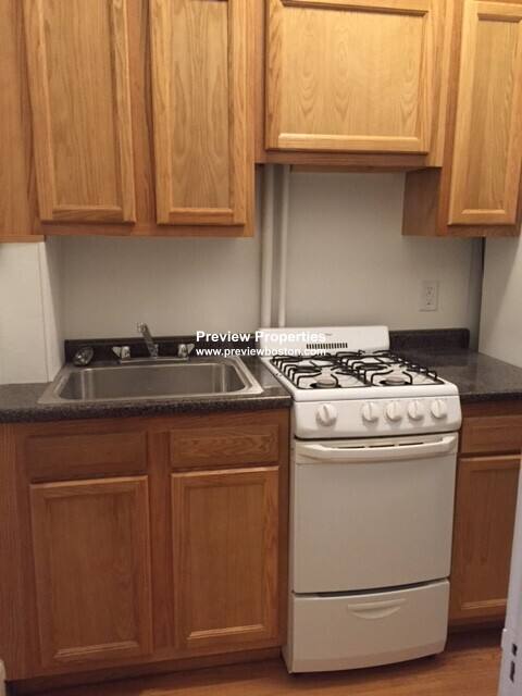 Apartment for rent at 1334 Commonwealth Ave #4P, Brighton, MA 02135