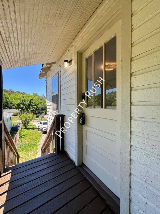 Apartment for rent at 1820 Tunnel Blvd #A&QUOT, Chattanooga, TN 37406