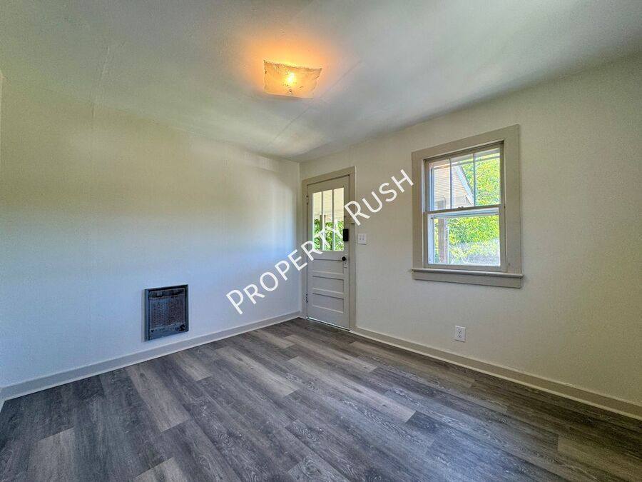 Apartment for rent at 1820 Tunnel Blvd #A&QUOT, Chattanooga, TN 37406