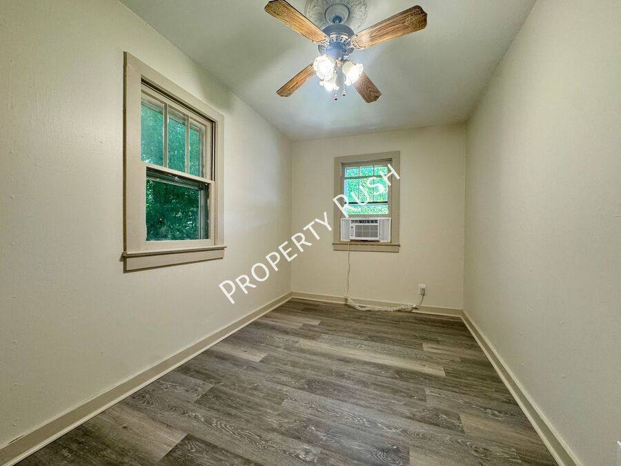 Apartment for rent at 1820 Tunnel Blvd #A&QUOT, Chattanooga, TN 37406