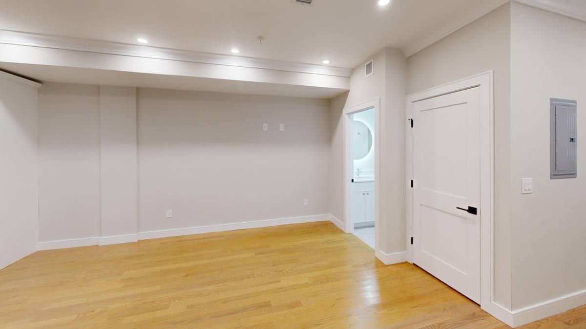 Apartment for rent at 230 Tremont St #1, Boston, MA 02116