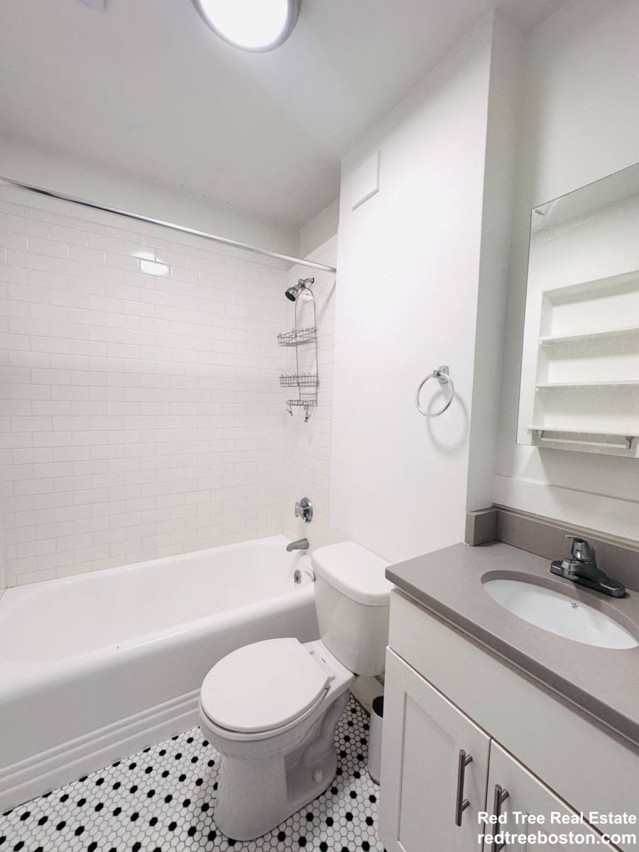 Apartment for rent at 2 Joy St #5, Boston, MA 02108