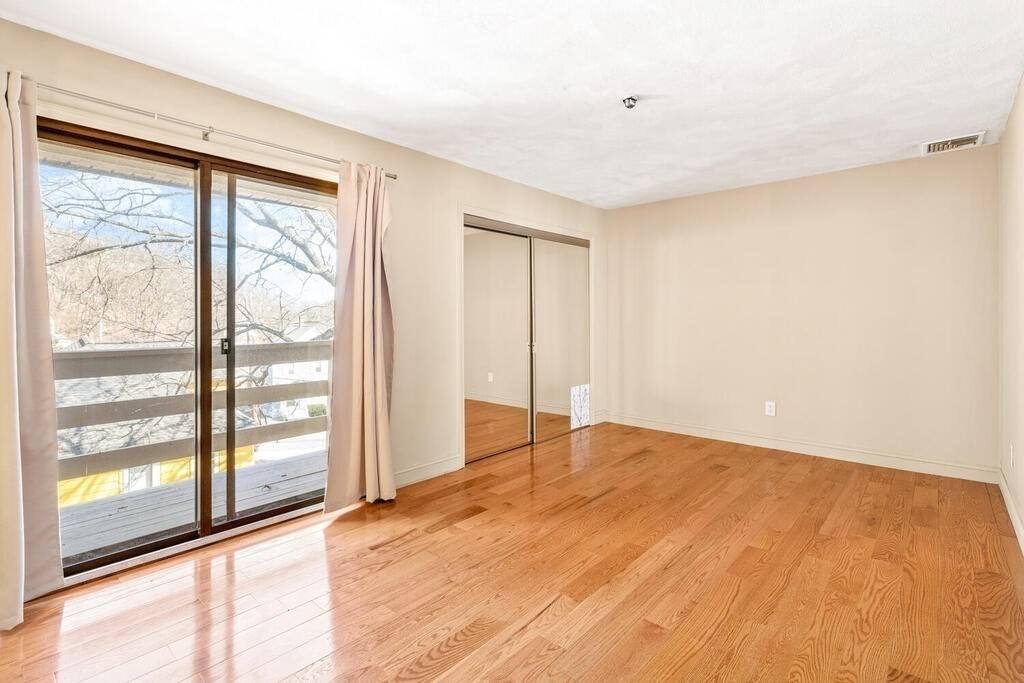 Townhouse for rent at 62 Crestview Dr #62, Malden, MA 02148