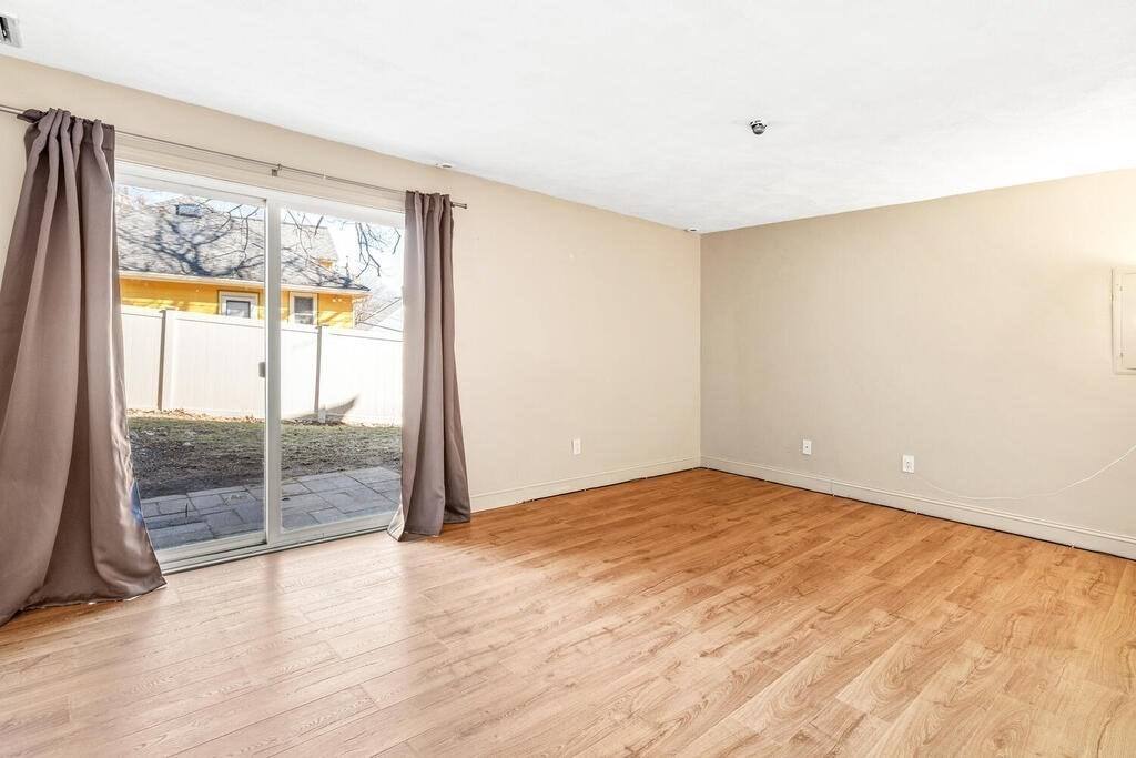 Townhouse for rent at 62 Crestview Dr #62, Malden, MA 02148