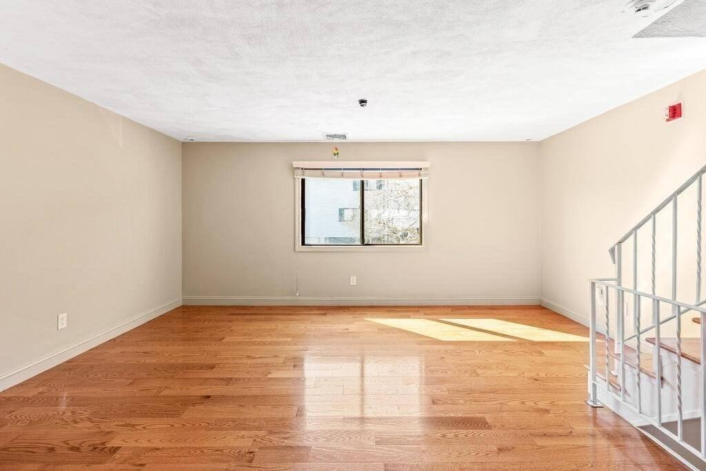 Townhouse for rent at 62 Crestview Dr #62, Malden, MA 02148