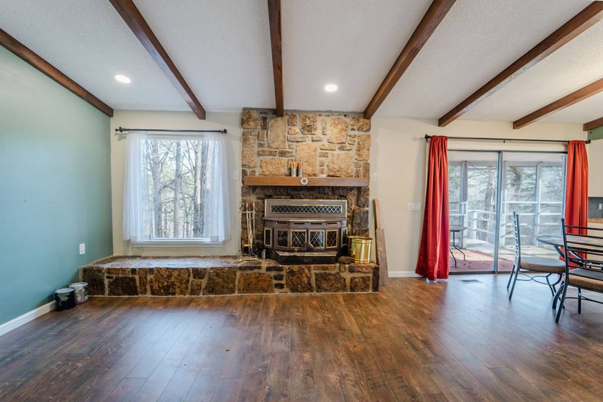 House for rent at 68 Sierra Dr, Hot Springs Village, AR 71909