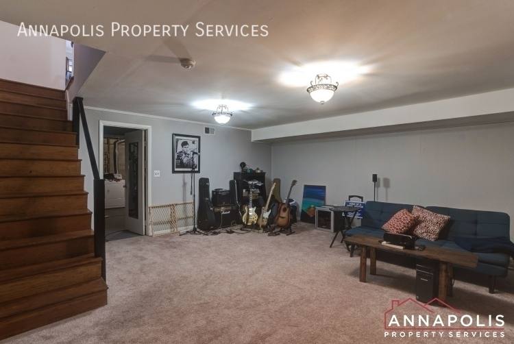 Townhouse for rent at 1408 Cedar Park Rd, Annapolis, MD 21401