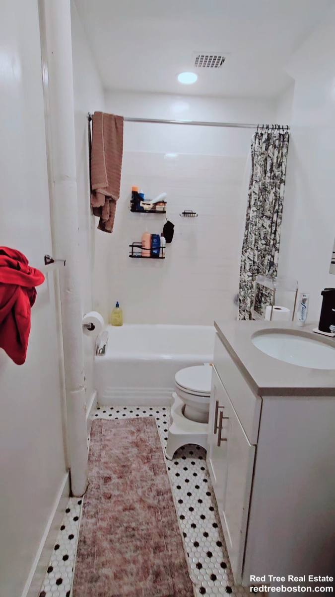 Apartment for rent at 2 Joy St #2, Boston, MA 02108