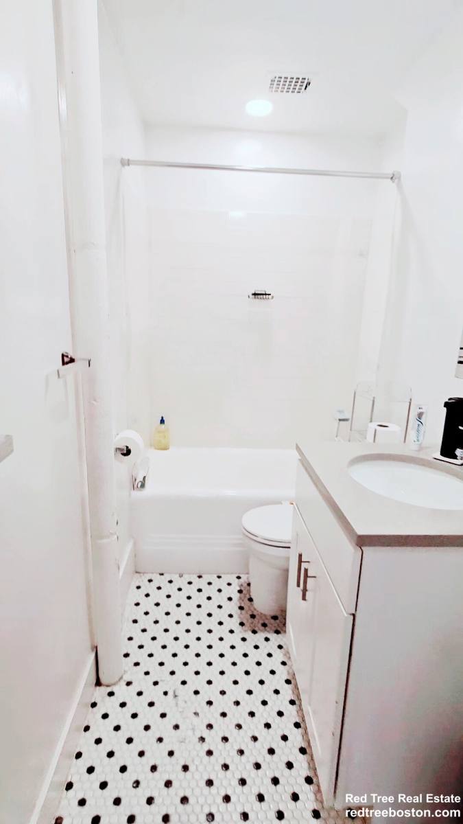 Apartment for rent at 2 Joy St #2, Boston, MA 02108