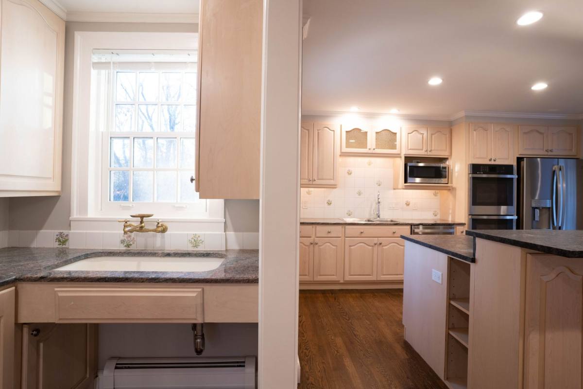 House for rent at 40 Puddingstone Lane #1B, Newton Center, MA 02459