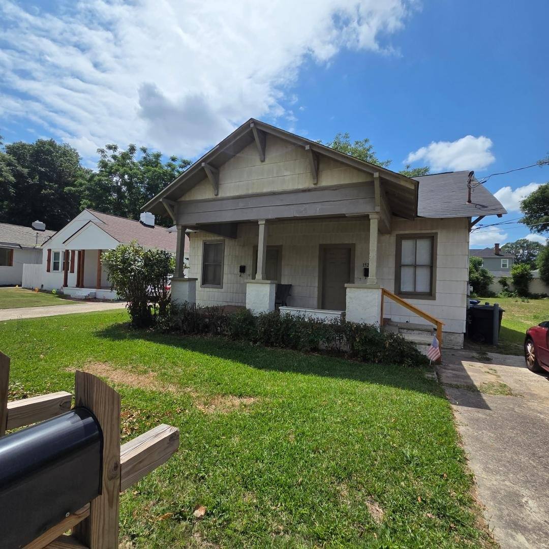 Apartment for rent at 1529 Craig St, Augusta, GA 30904