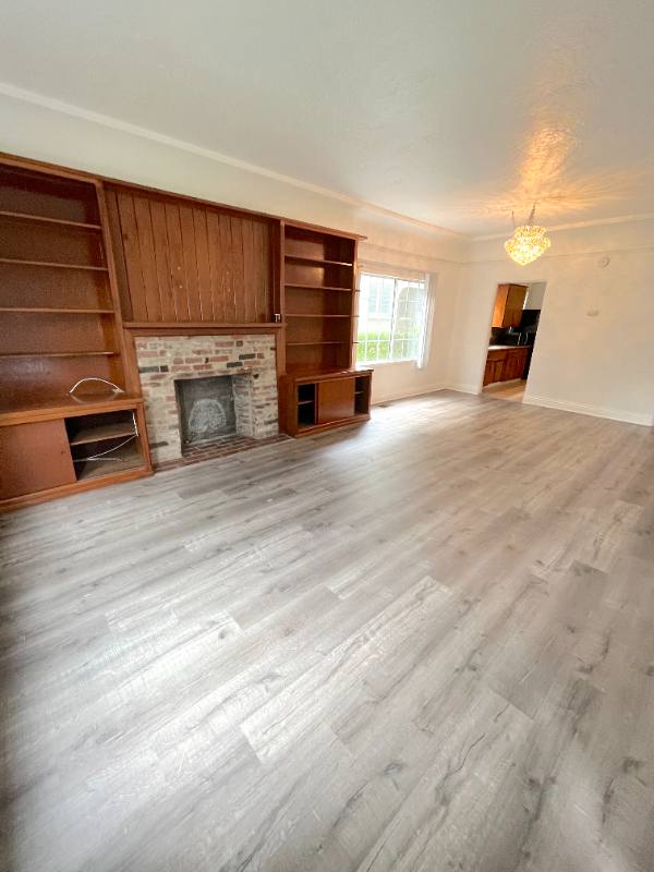 Apartment for rent at 227 S Gale Dr #4, Beverly Hills, CA 90211