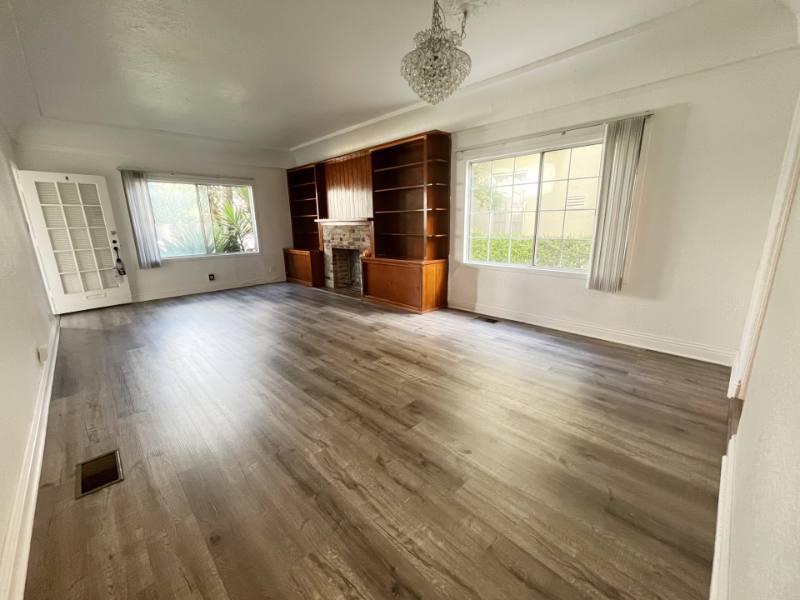 Apartment for rent at 227 S Gale Dr #4, Beverly Hills, CA 90211