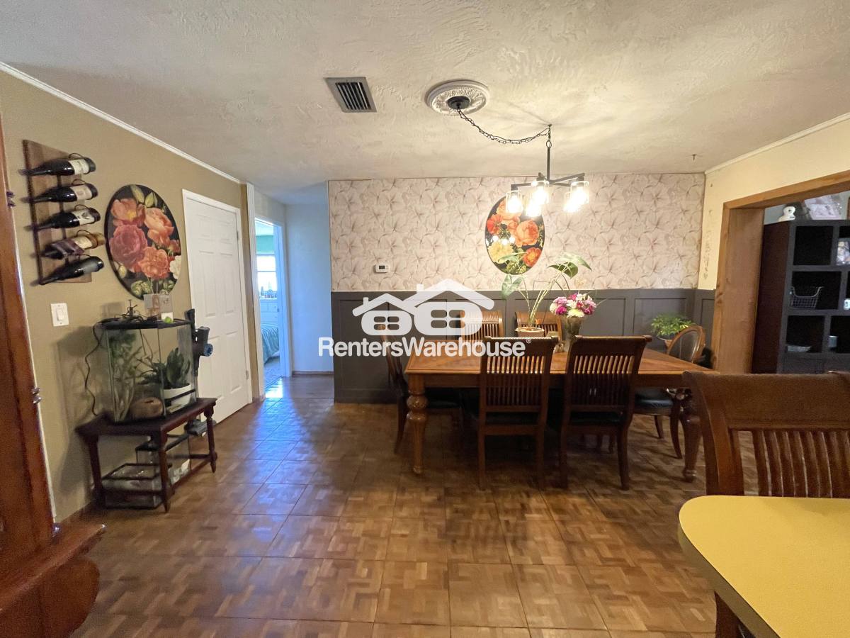 House for rent at 802 Embassy Rd, Largo, FL 33771