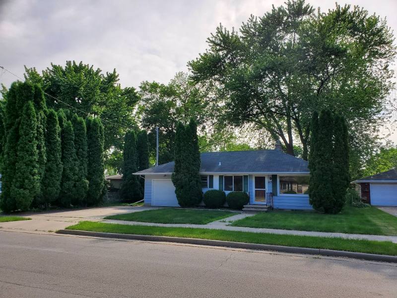 House for rent at 1163 Higgins Ave, Neenah, WI 54956