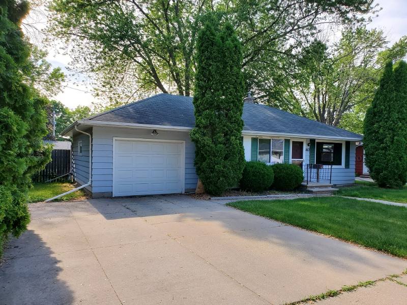 House for rent at 1163 Higgins Ave, Neenah, WI 54956