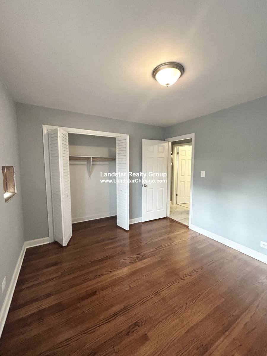 Apartment for rent at 6705 N California #1N, Chicago, IL 60645