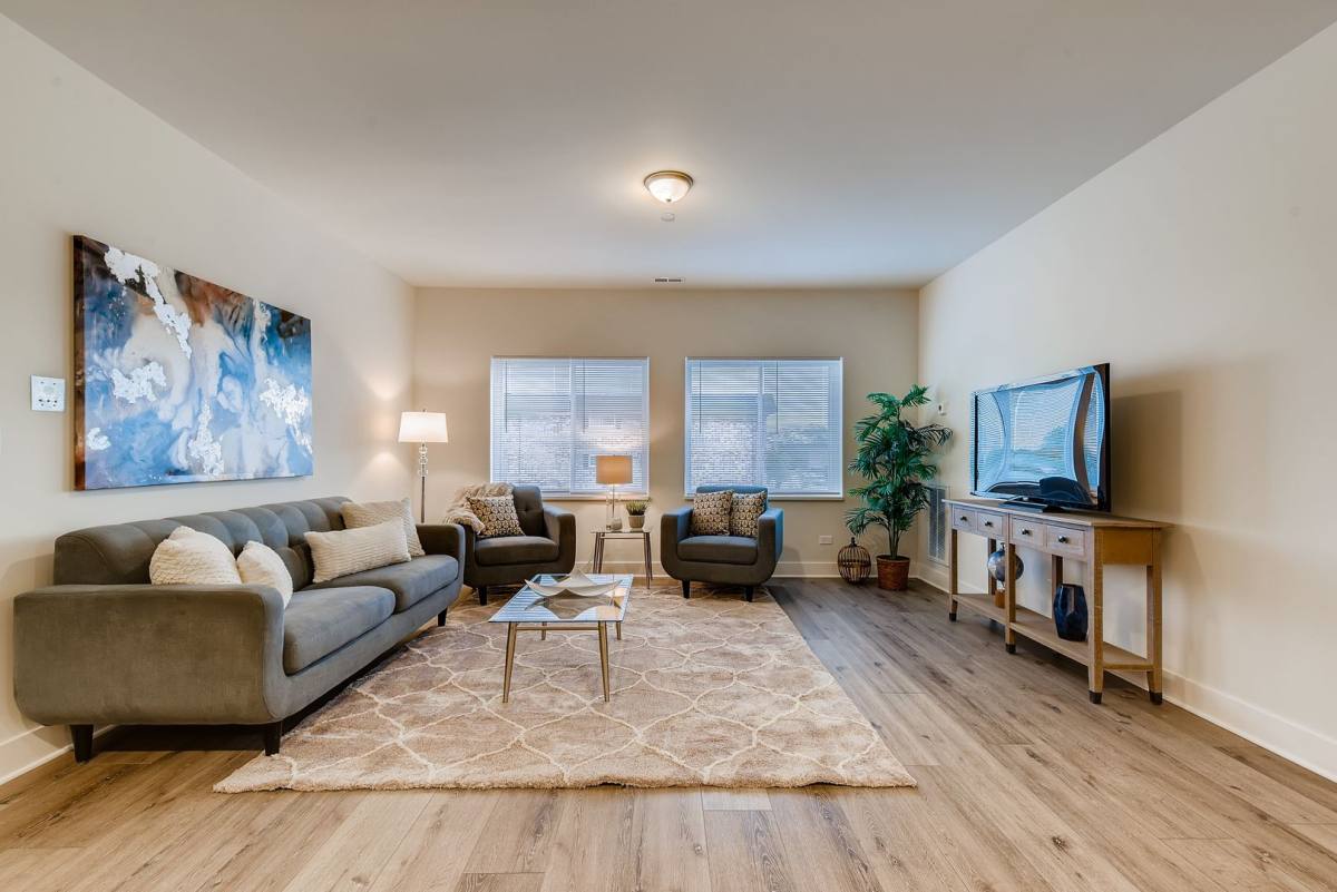 Apartment for rent at 361 Marshall Rd, Bensenville, IL 60106