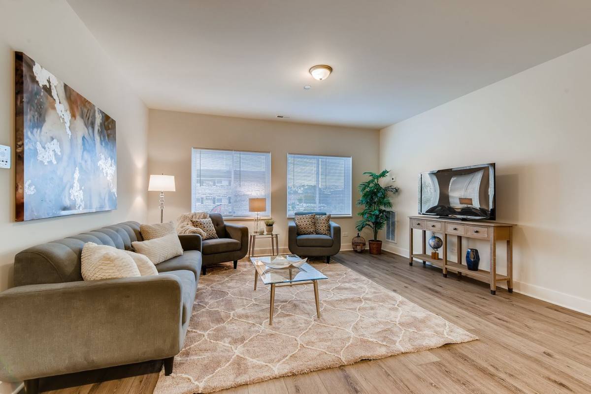 Apartment for rent at 361 Marshall Rd, Bensenville, IL 60106