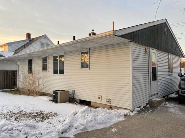 House for rent at 2509 11th St, Two Rivers, WI 54241