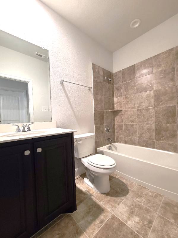 Townhouse for rent at 6825 Andrew Dr, North Richland Hills, TX 76180