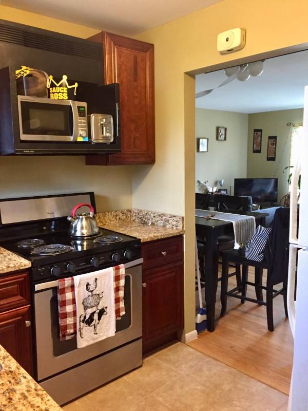 Condo for rent at 2808 W 13 Mile Rd, Royal Oak, MI 48073