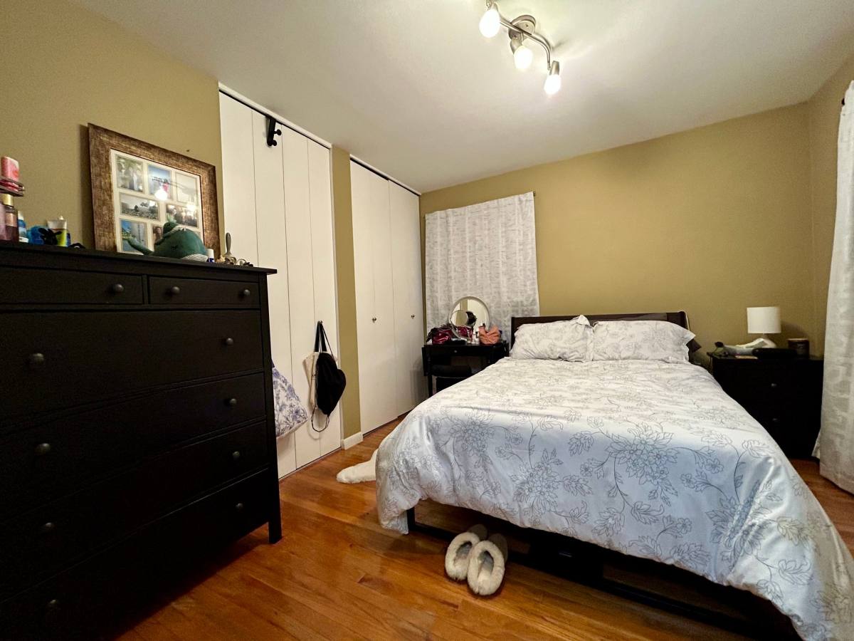 Condo for rent at 2808 W 13 Mile Rd, Royal Oak, MI 48073