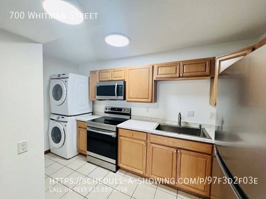 Apartment for rent at 700 Whitman St, Belvidere, IL 61008