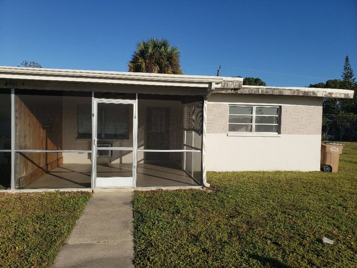 Apartment for rent at 4911 Coronado Parkway, Cape Coral, FL 33904