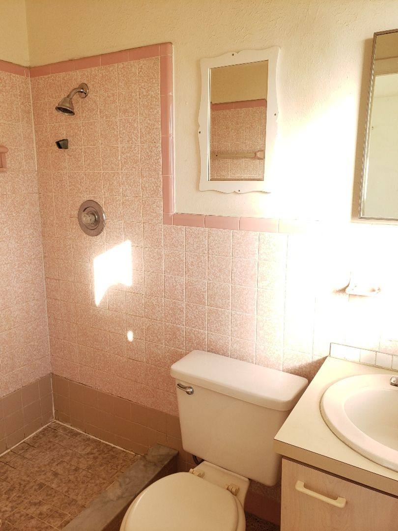 Apartment for rent at 4911 Coronado Parkway, Cape Coral, FL 33904