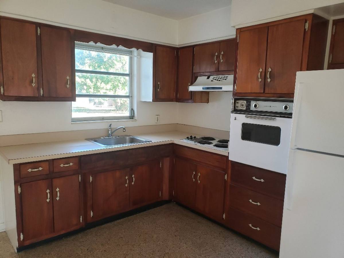 Apartment for rent at 4911 Coronado Parkway, Cape Coral, FL 33904