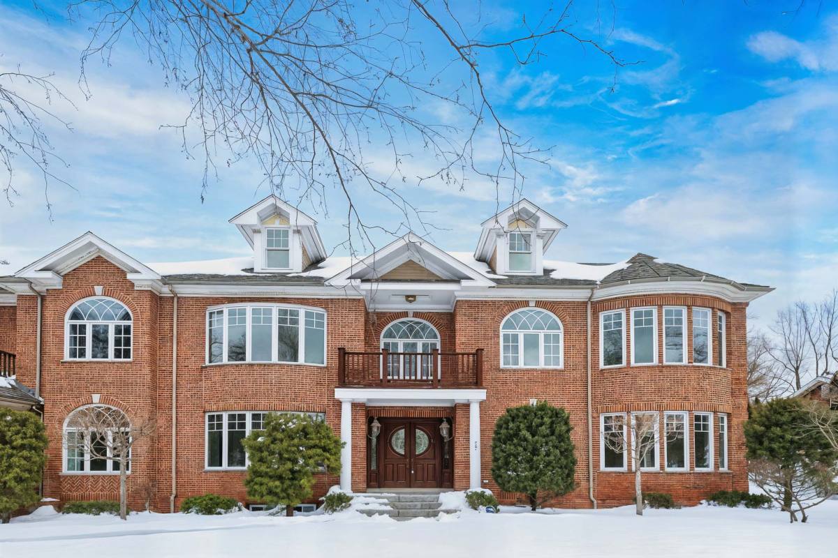 Apartment for rent at 75 Woodfall Rd, Belmont, MA 02478