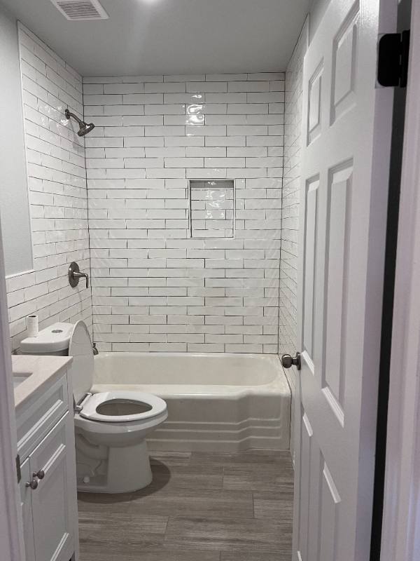 House for rent at 1000 W Hammond St, Fort Worth, TX 76115