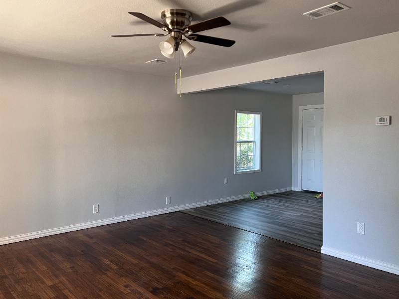 House for rent at 1000 W Hammond St, Fort Worth, TX 76115
