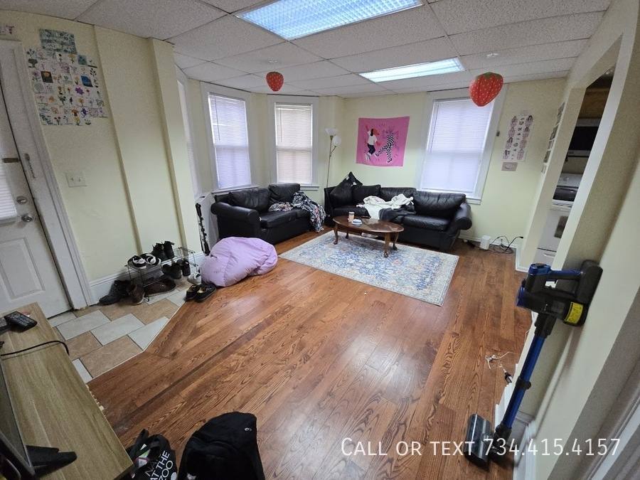House for rent at 609 E Ann St #609, Ann Arbor, MI 48104