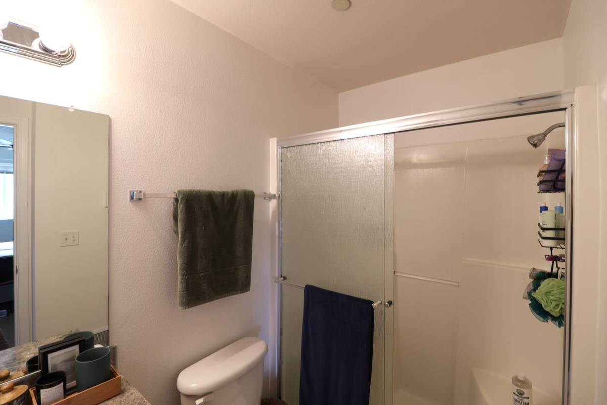 House for rent at 1700 SW Mulberry Place, Oak Harbor, WA 98277