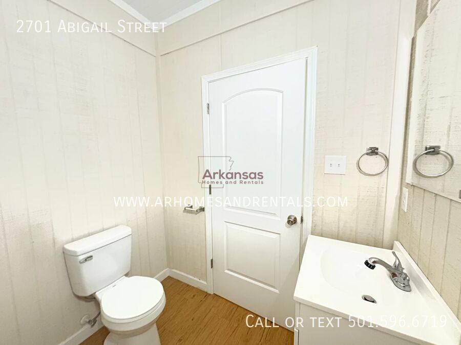 House for rent at 2701 Abigail St, Little Rock, AR 72204