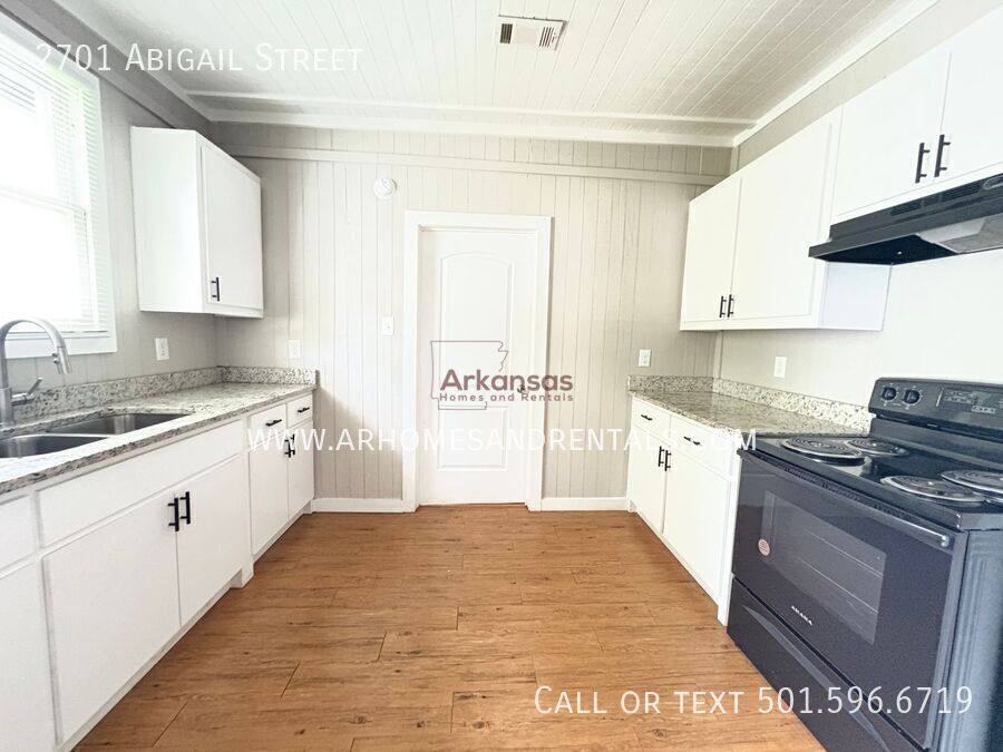House for rent at 2701 Abigail St, Little Rock, AR 72204