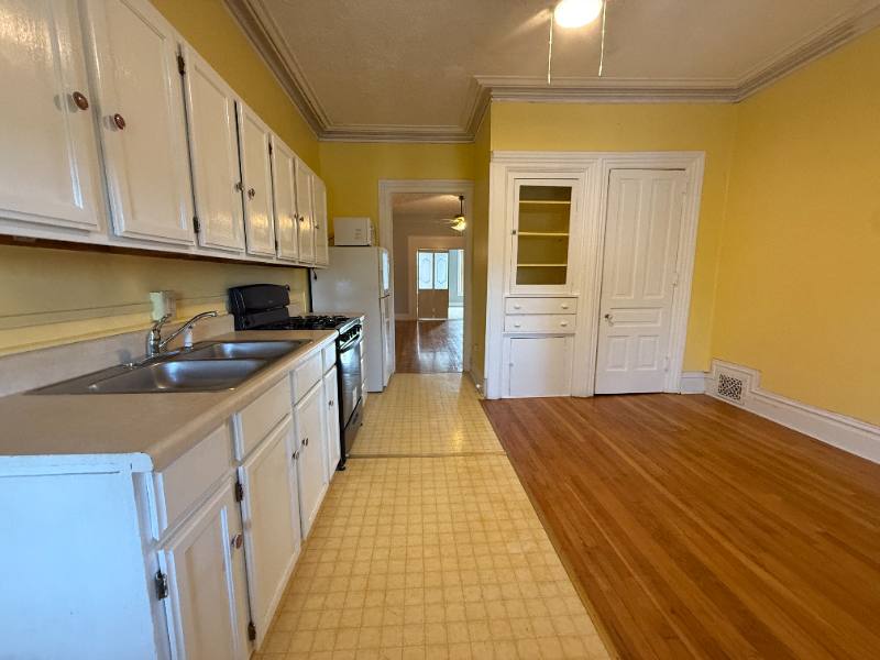 Apartment for rent at 346 S Rose St #C, Kalamazoo, MI 49007