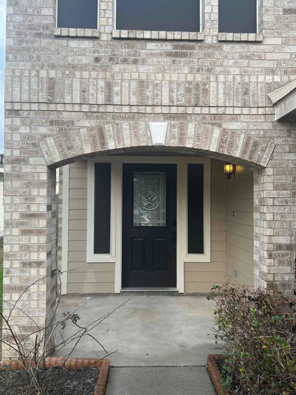 House for rent at 19418 Sandy Woods Dr, Tomball, TX 77375