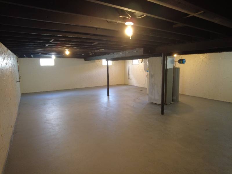 House for rent at 1127 Congress Ave #SINGLE Family Home, Saint Louis, MO 63138