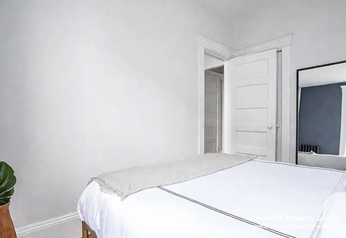 Apartment for rent at 85 Myrtle St #5, Boston, MA 02114