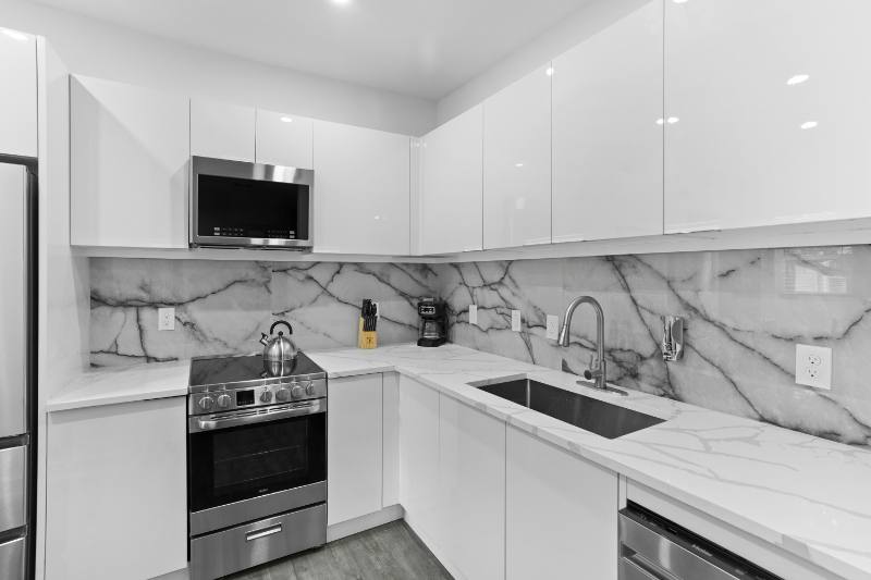 Apartment for rent at 935 S Howard Ave, Tampa, FL 33606