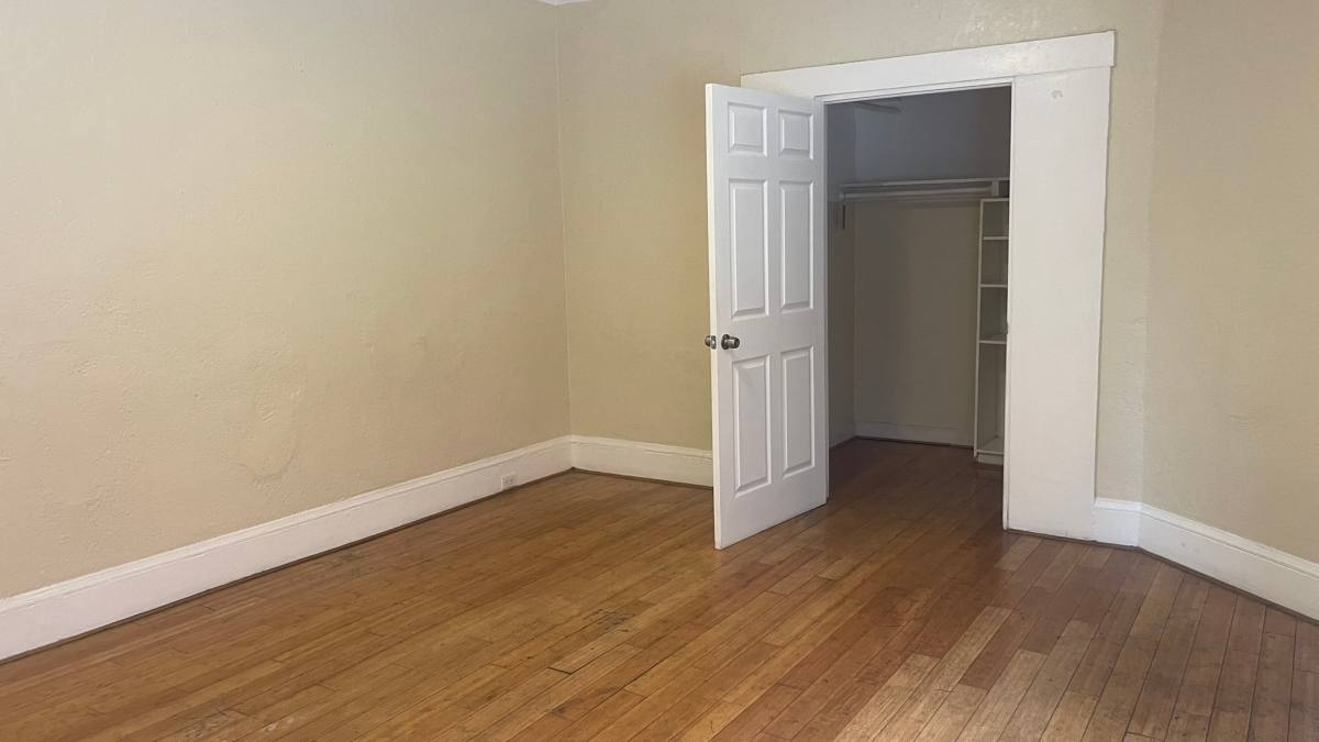 Apartment for rent at 3524 Foothill Blvd #5, Oakland, CA 94601