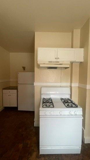 Apartment for rent at 3524 Foothill Blvd #5, Oakland, CA 94601