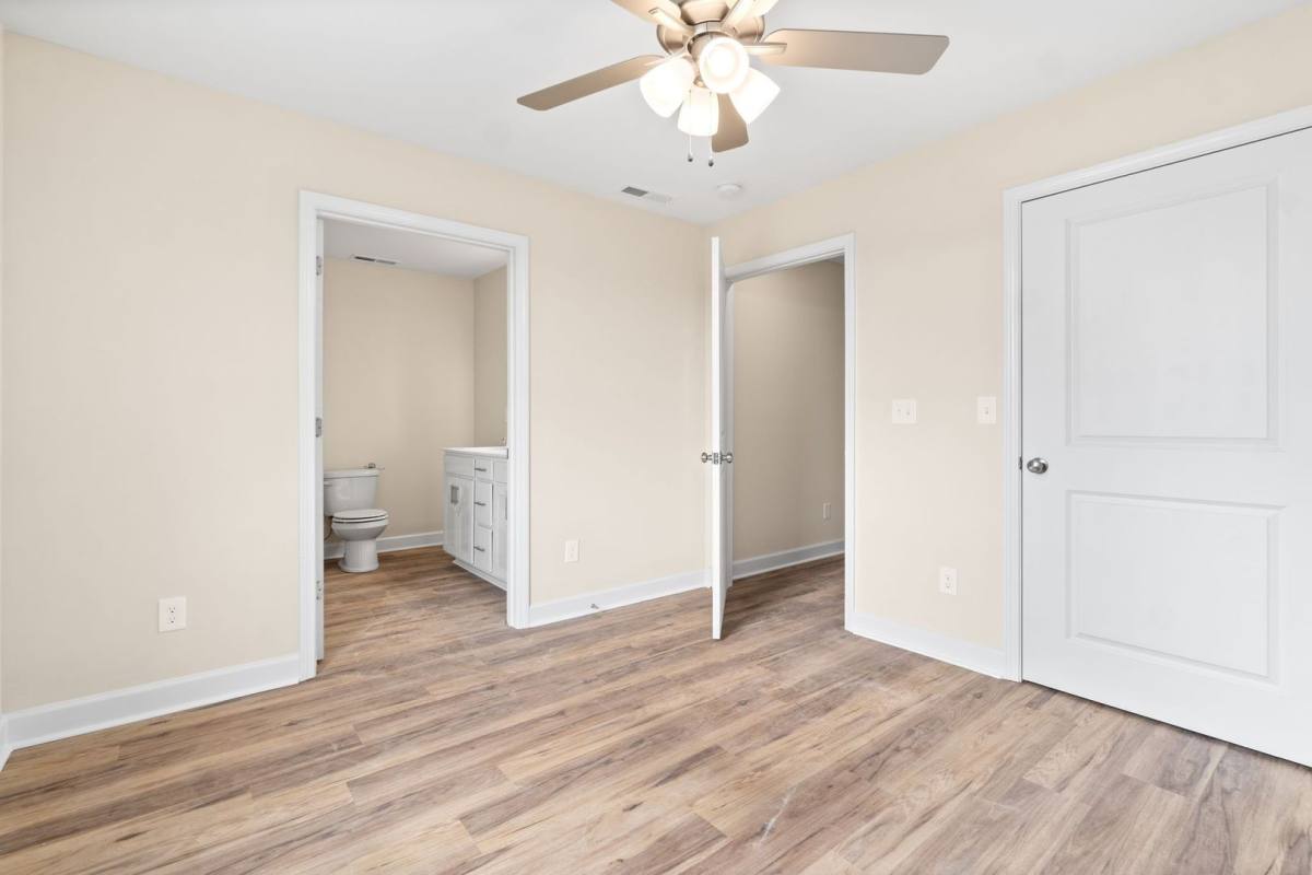 Apartment for rent at 9530 Russellville Rd, Guthrie, KY 42234