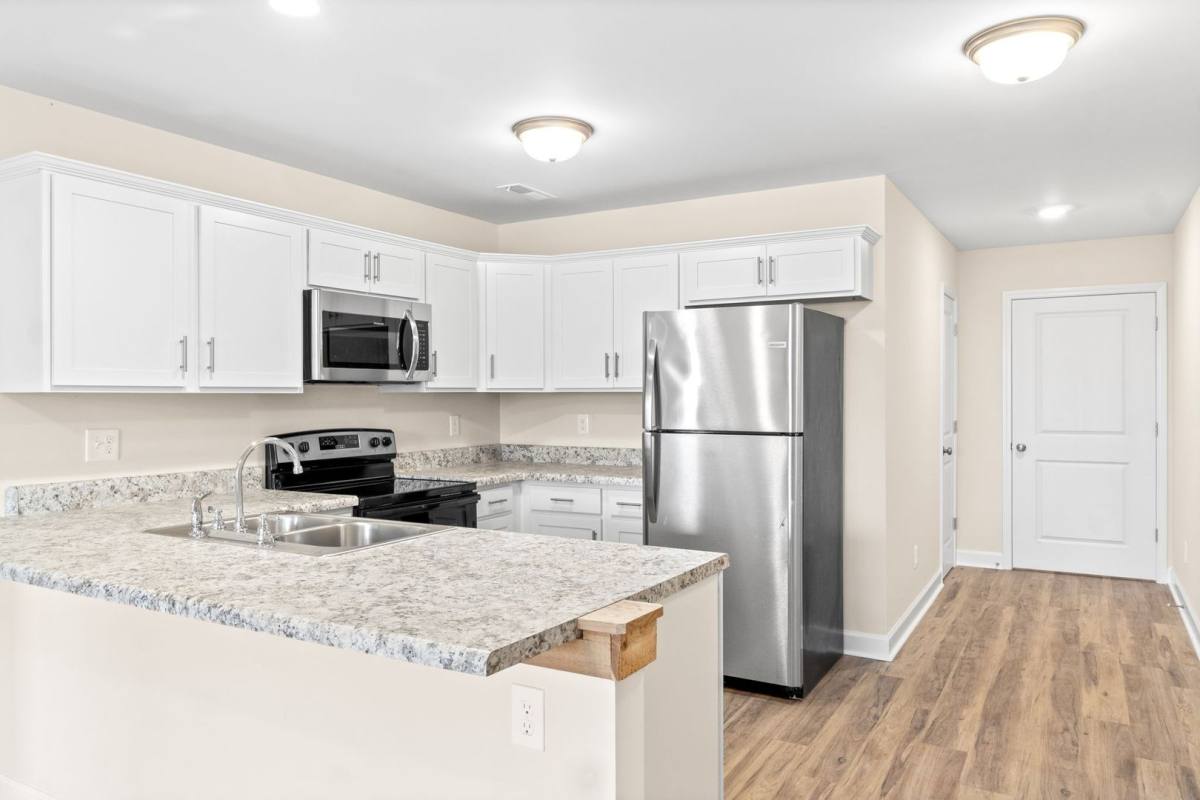 Apartment for rent at 9530 Russellville Rd, Guthrie, KY 42234