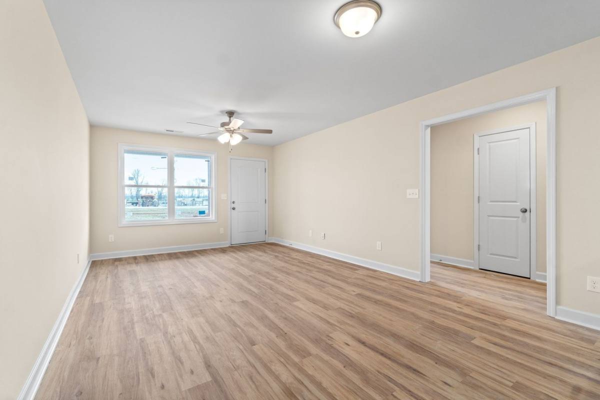 Apartment for rent at 9530 Russellville Rd, Guthrie, KY 42234