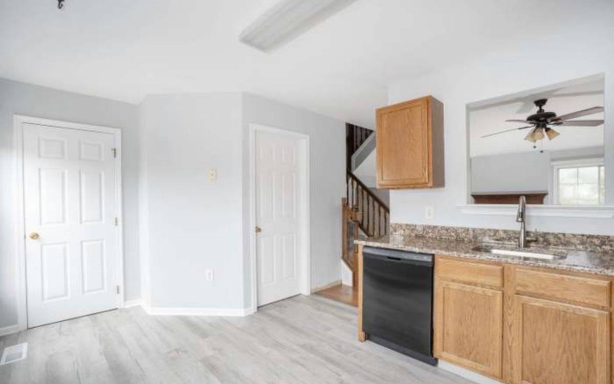 Townhouse for rent at 50 Versailles Court, Newark, DE 19702