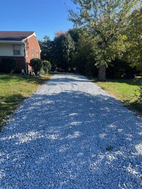 Apartment for rent at 5600 White Oak Dr, Lynchburg, VA 24502